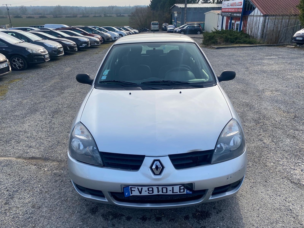 RENAULT Clio 1.5 dci 65cv campus de 12/2008 152175km