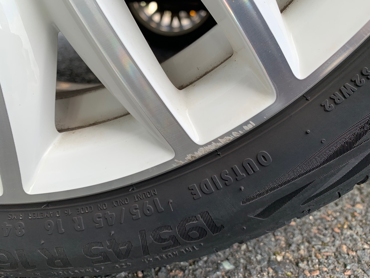 Fiat 500C 69 | DOLCEVITA | Apple Car play | Radar stationnement arriére | Feux de jour à LED