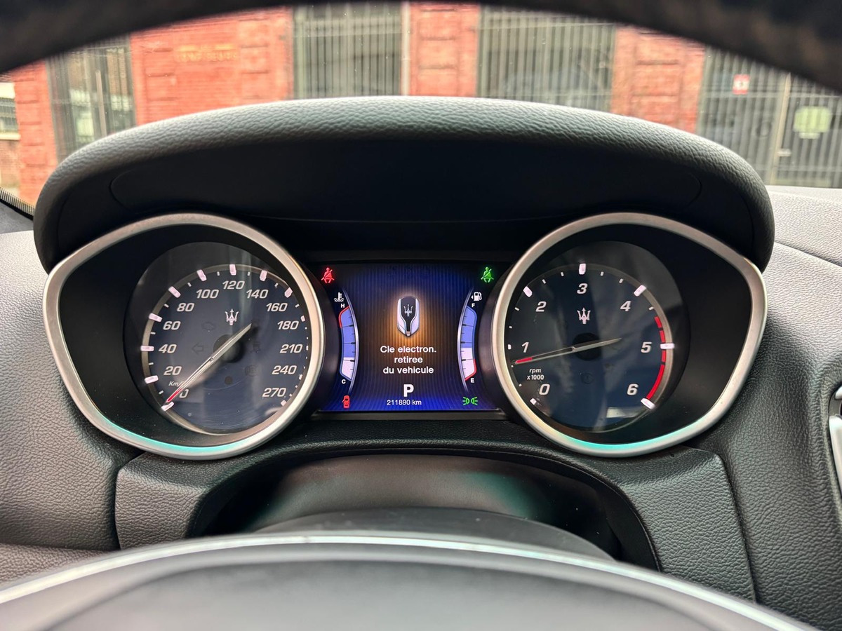Maserati Ghibli 3.0 V6 275 ZF8 - Française - GARANTIE - Révisé