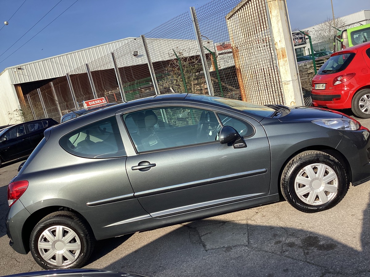 Peugeot 207+ Plux