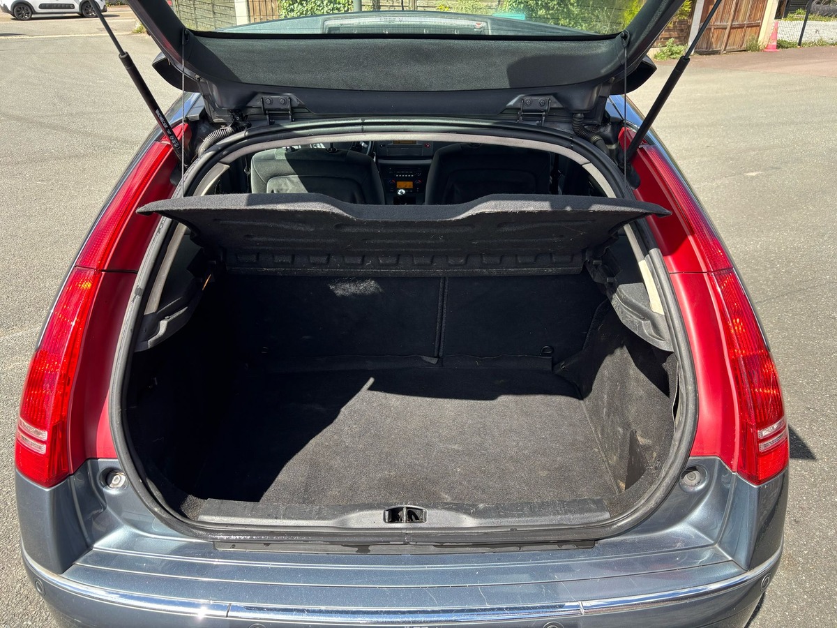 Citroën C4 1.6 HDi 110 Exclusive-Distribution Neuve-Garantie