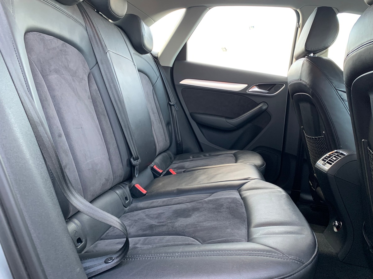 Audi Q3 177 | Sport design | Radar stationnement avant arriére | Régulateur vitesse | Attelage | Gps