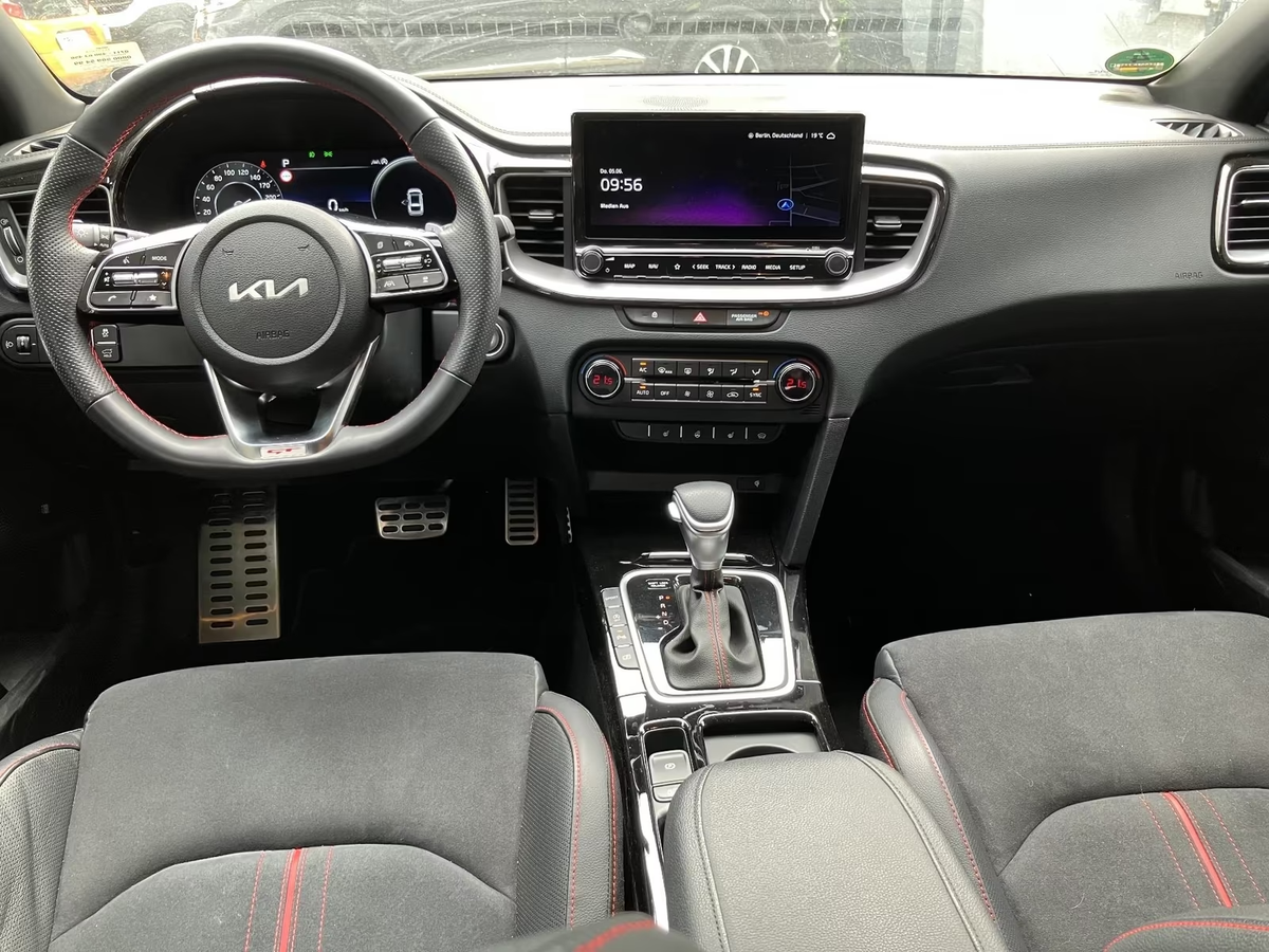 Kia Pro Cee'd 1.6 T-GDI 204ch GT DCT7
