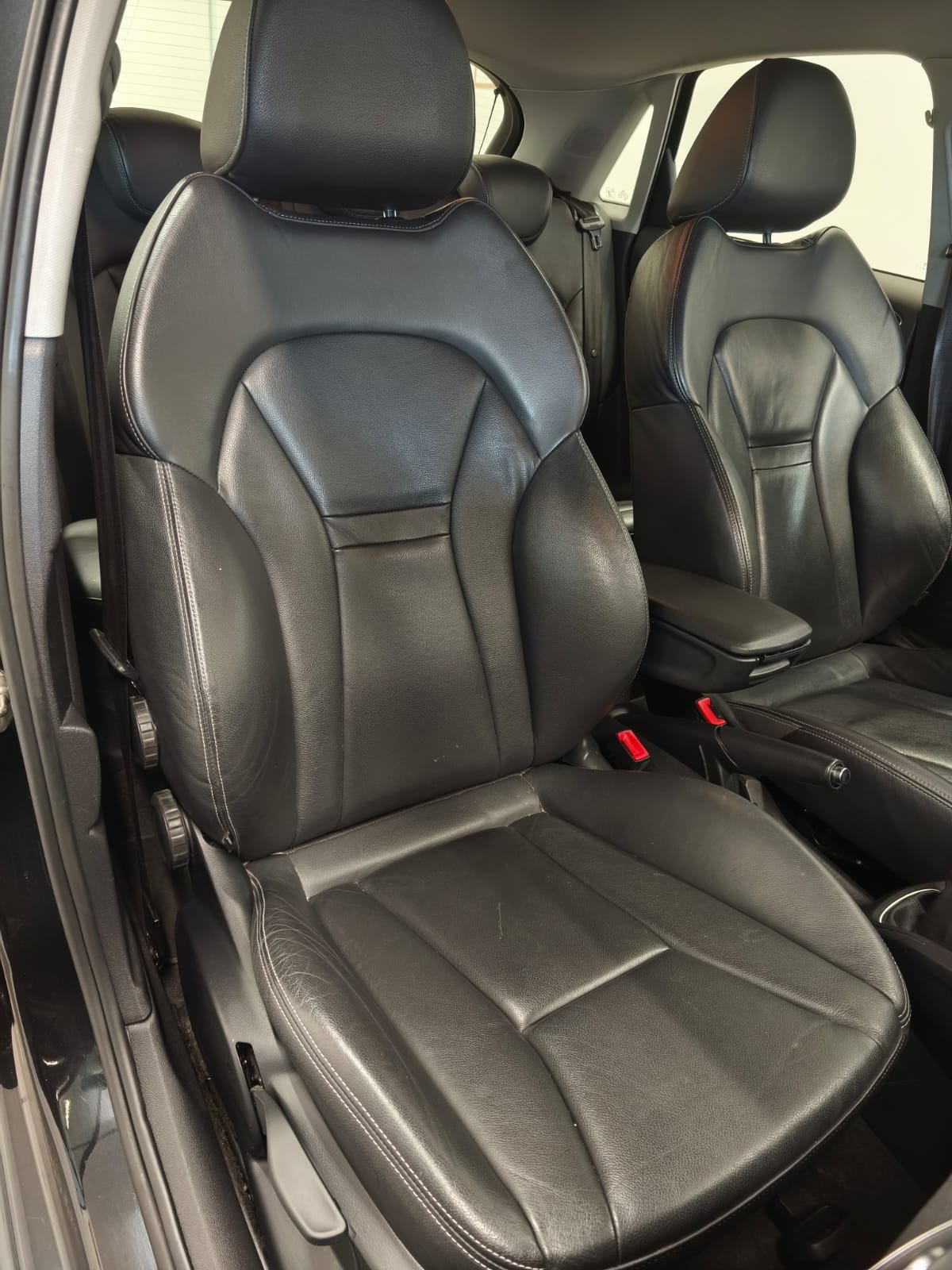 Audi A1 Sportback 2.0 TDI 143 ch Ambition luxe Cuir GPS Distrib embrayage neuve  - Garantie 6 mois -