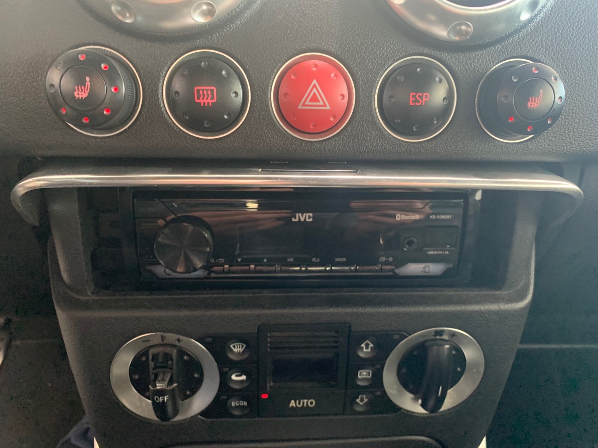 Audi TT 180 ch | Cuir | Radio | Distribution et Pompe à eau ok | Jantes Alu | Airbags