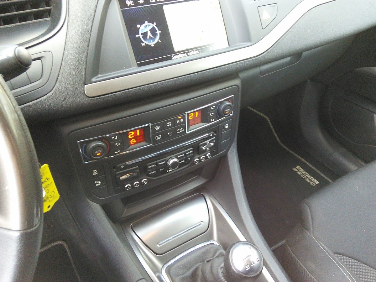 Citroën C5 Tourer 1.6 HDi 115  BUSINESS  - FACTURES ENTRETIEN