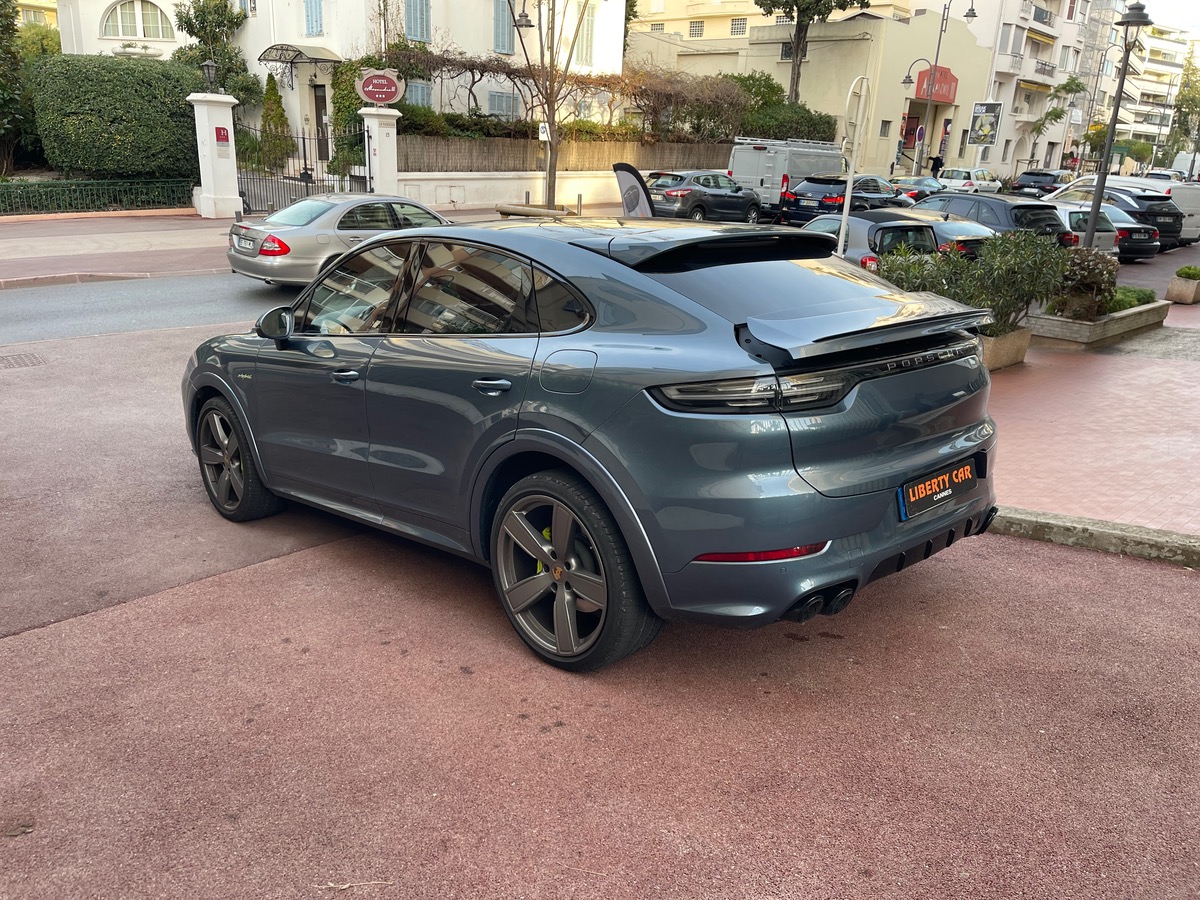 Porsche Cayenne E hybrid  V6 461 CV / VF/ Echappement Sport / Son Bose/ Attelage / Full Options