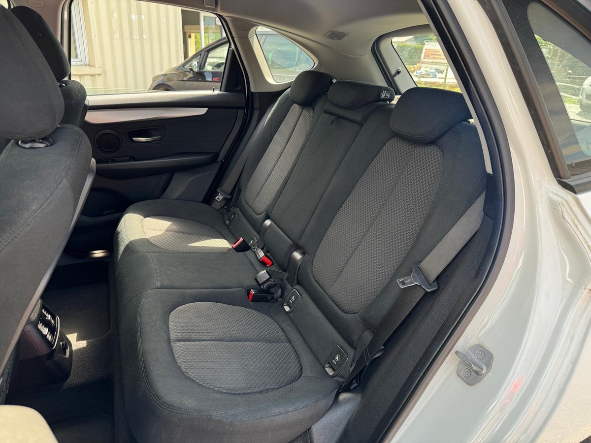 Bmw Série 2 Active tourer 225 xeA Lounge BVA