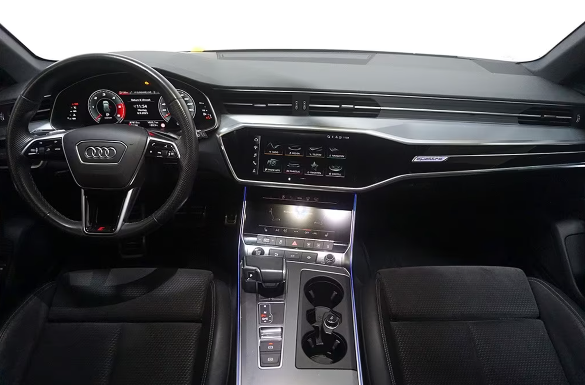 Audi A6 Avant V 40 TDI 204ch S line quattro S tronic 7/Bang&Olufsen/Toit ouvrant/Attelage/Caméra