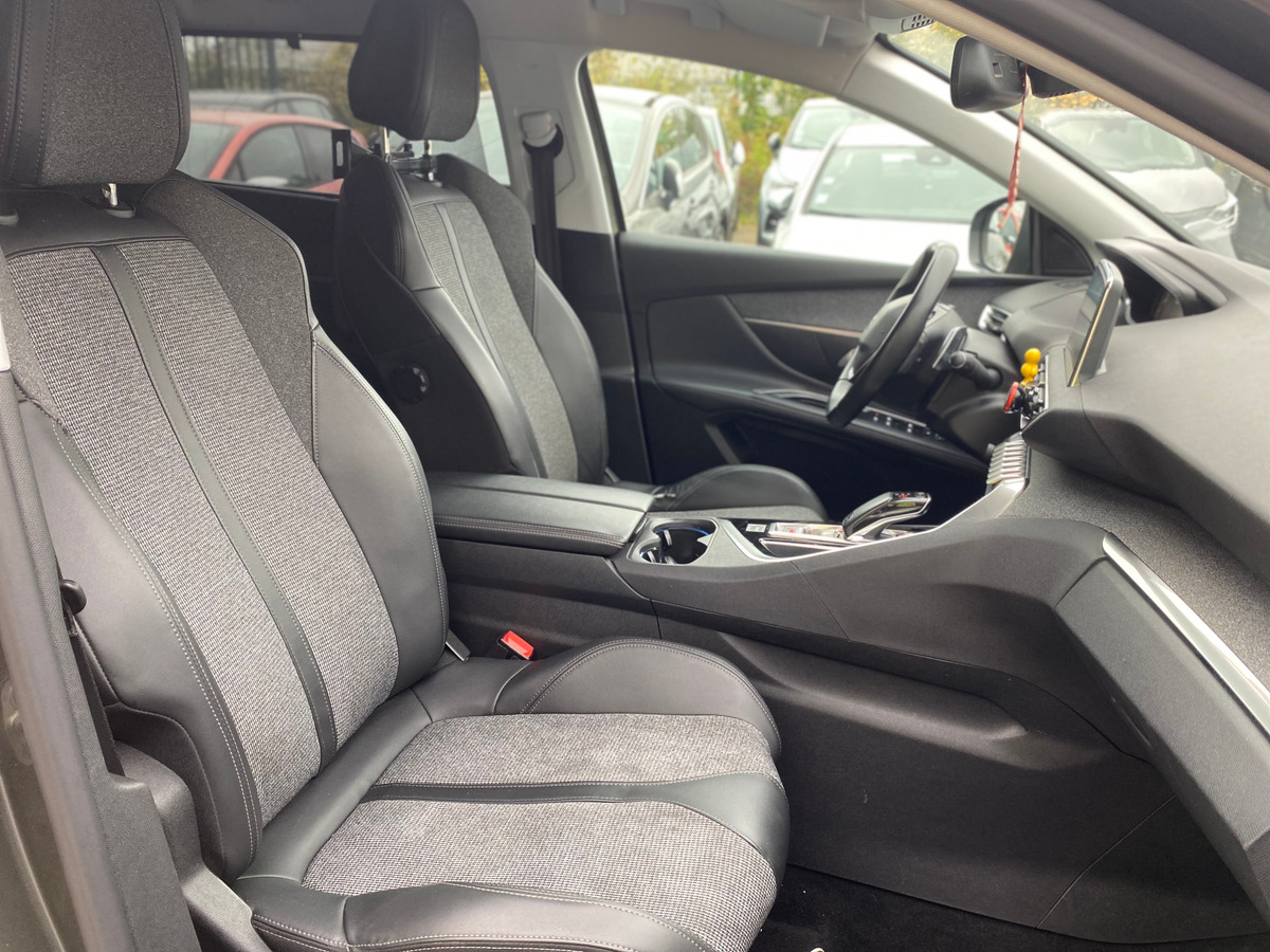 Peugeot 5008 1.5l blueHDI 130 Allure EAT8 7 places - SEMI CUIR - CARPLAY - BOITE AUTO
