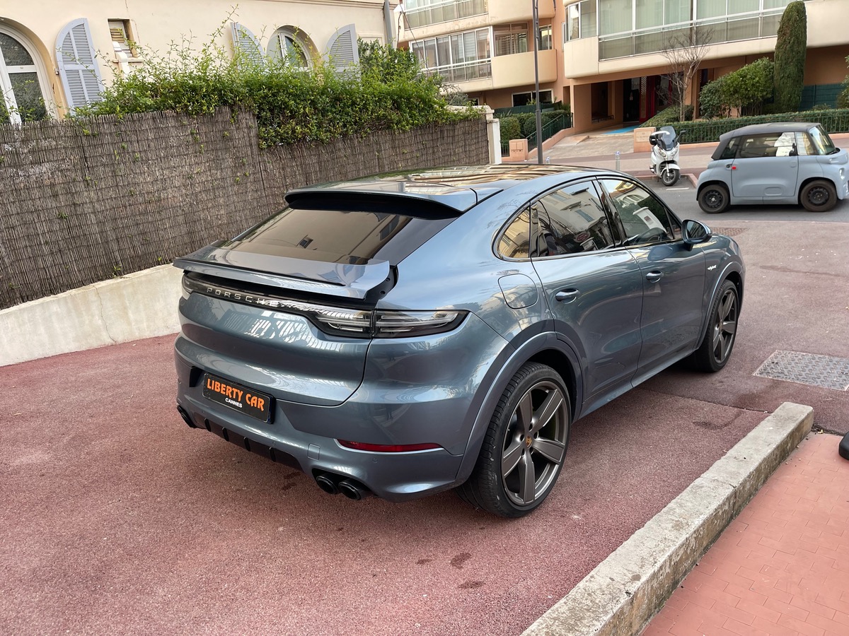 Porsche Cayenne E hybrid  V6 461 CV / VF/ Echappement Sport / Son Bose/ Attelage / Full Options
