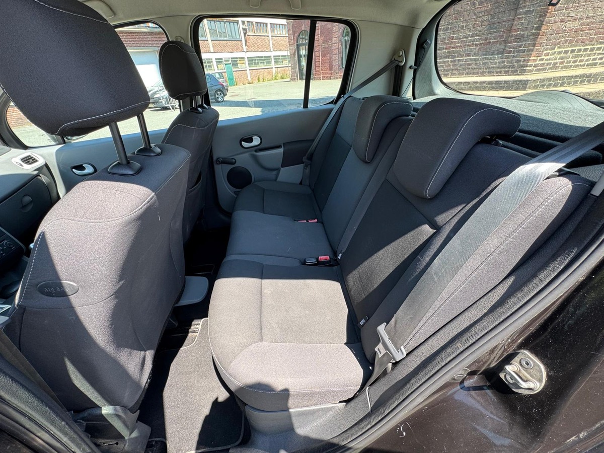 RENAULT Modus 1.2 100 Expression-Distribution neuve- Garantie