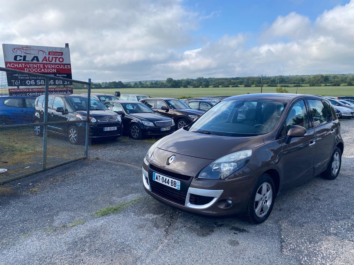 RENAULT Scenic III 1.9 dci 130cv petit prix bon état 
