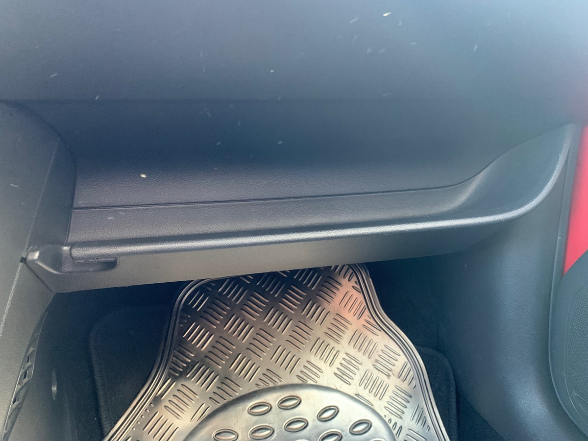 Skoda Citigo 60 ch | Rouge Tornado | ABS | Airbags | Dernier entretien à 50661 kms en 07/2025