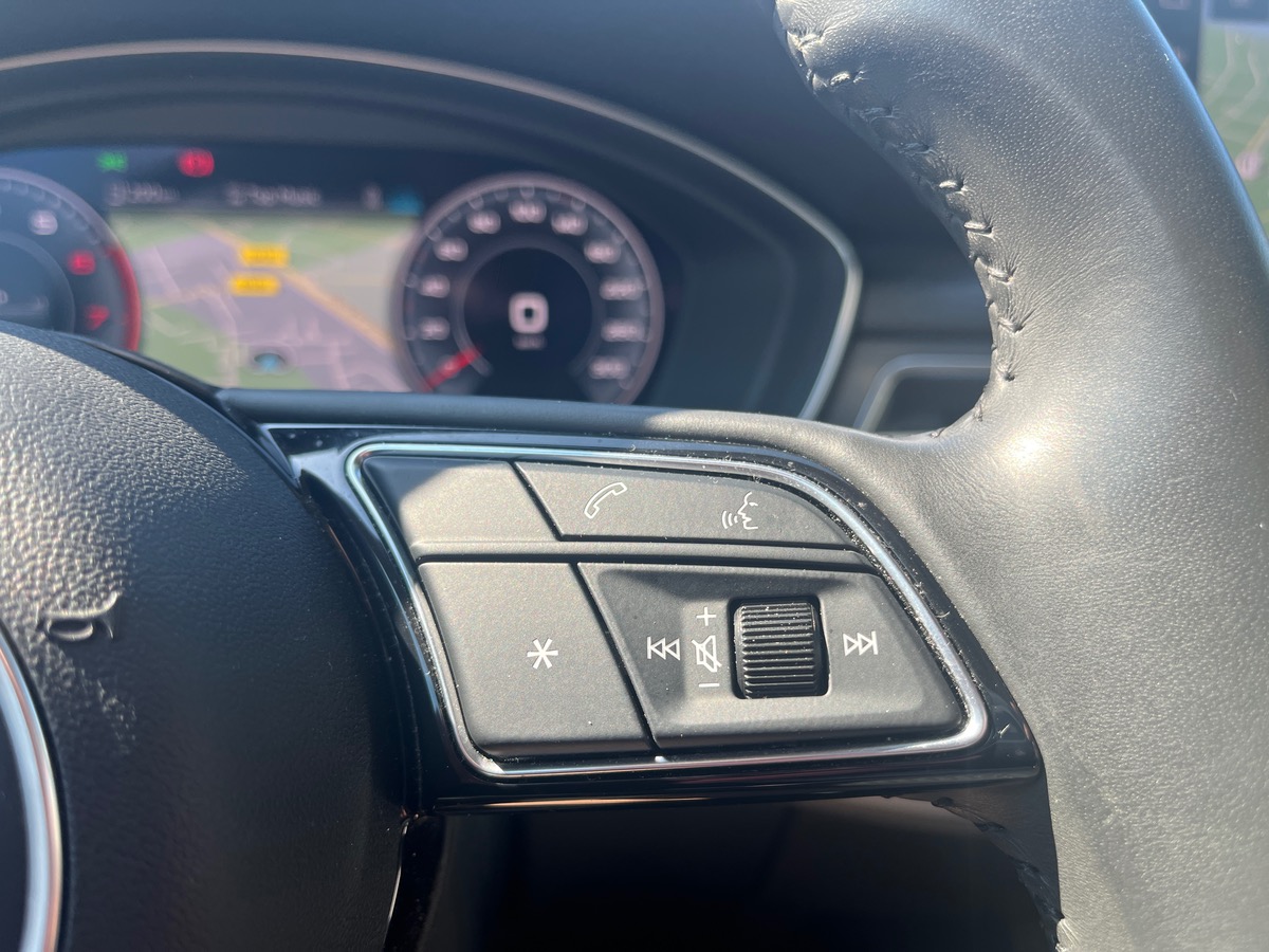 Audi A5 Sportback 40 2.0 TFSi Mild Hybrid S-Tronic7 190 cv DESIGN, suivi complet, sièges chauffants