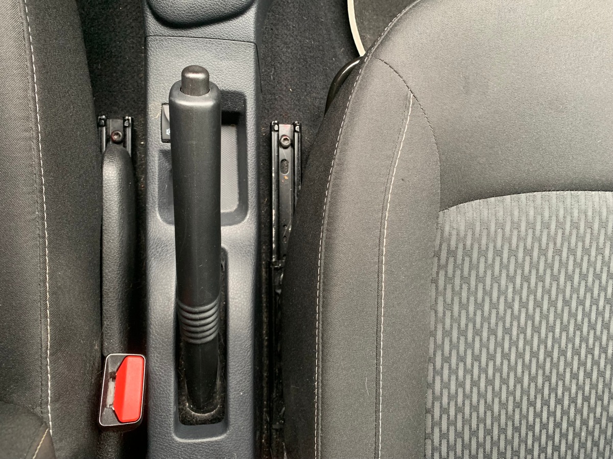 Dacia Sandero 90 ch | Lauréate | Phase 2 | GPS | Régulateur de vitesse | Climatisation | Bluetooth