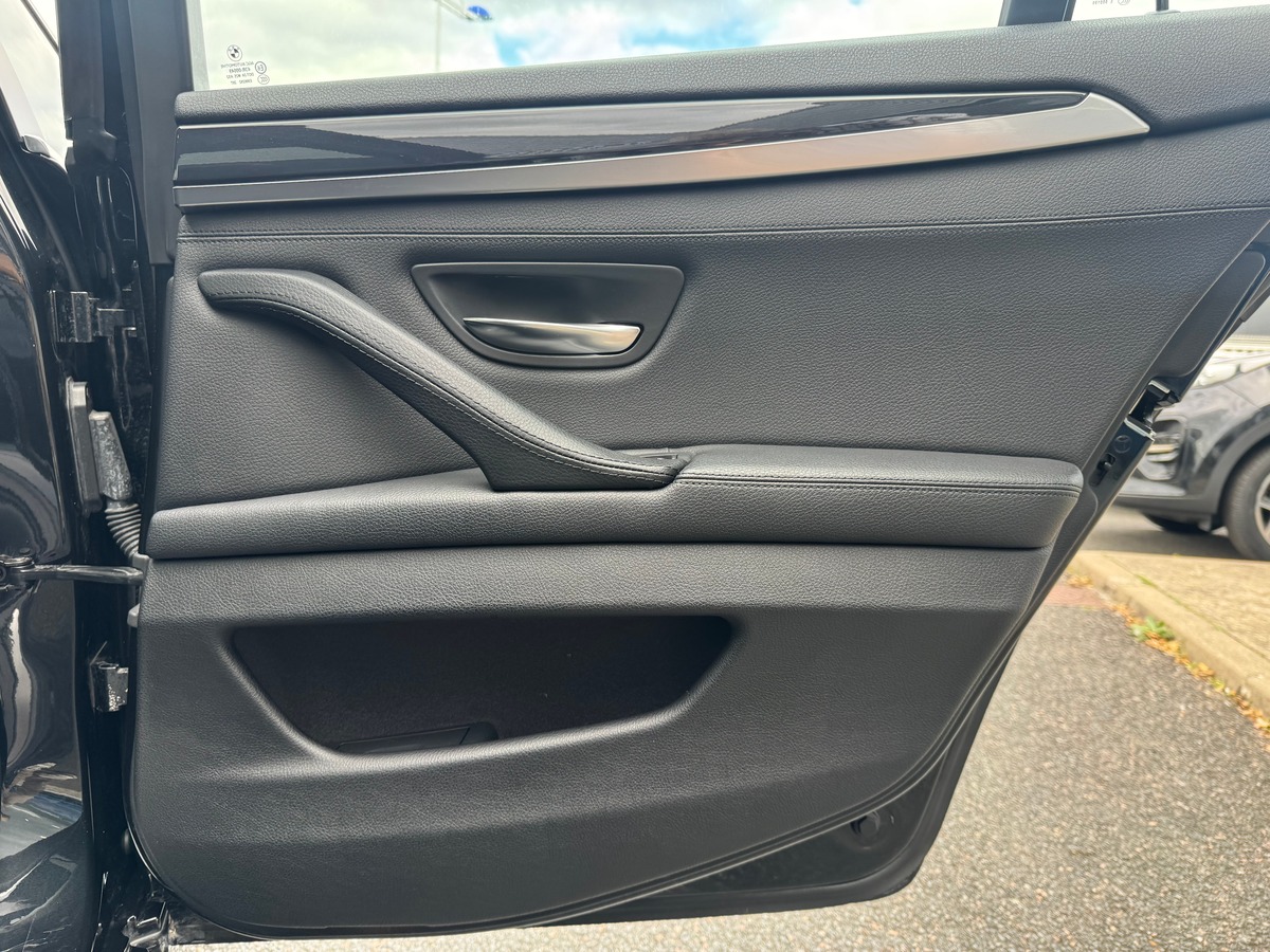 Bmw Série 5 245 ch | Luxury | GPS | Cuir | Régulateur vitesse | Sièges avant et arrière chauffants