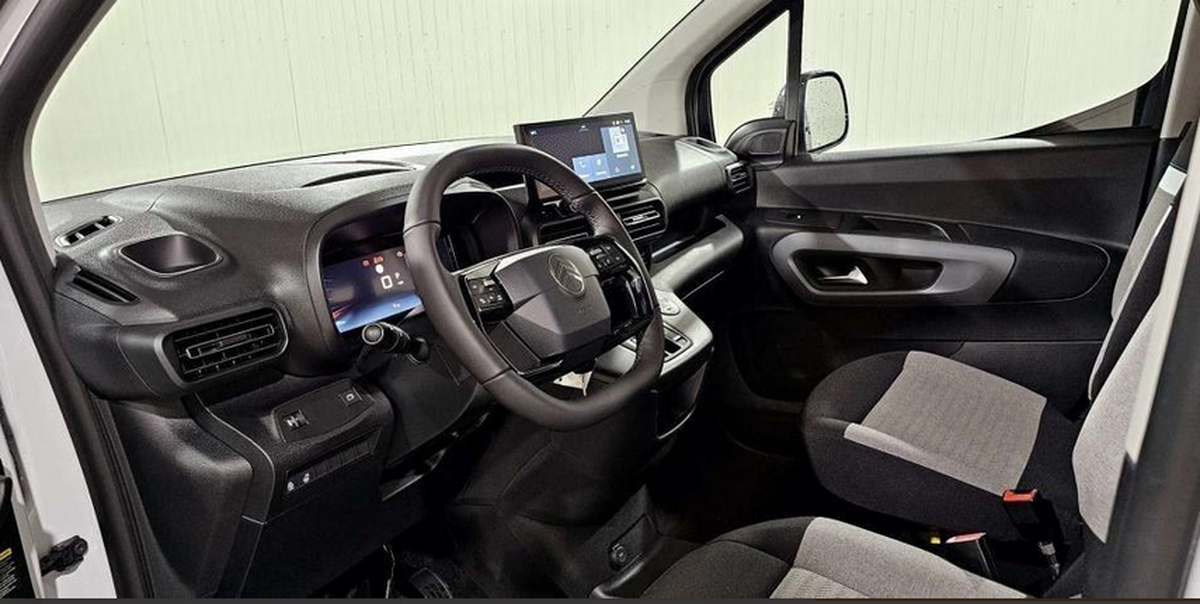 Citroën Berlingo TAILLE M BLUEHDI 130 S S EAT8 MAX N1