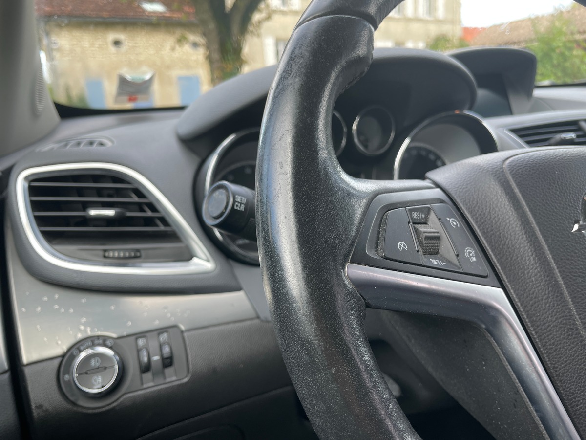 Opel Mokka 1.4 Turbo 140 ch 4*2 Version Cosmo Pack - 1er Main avec Historique Complet