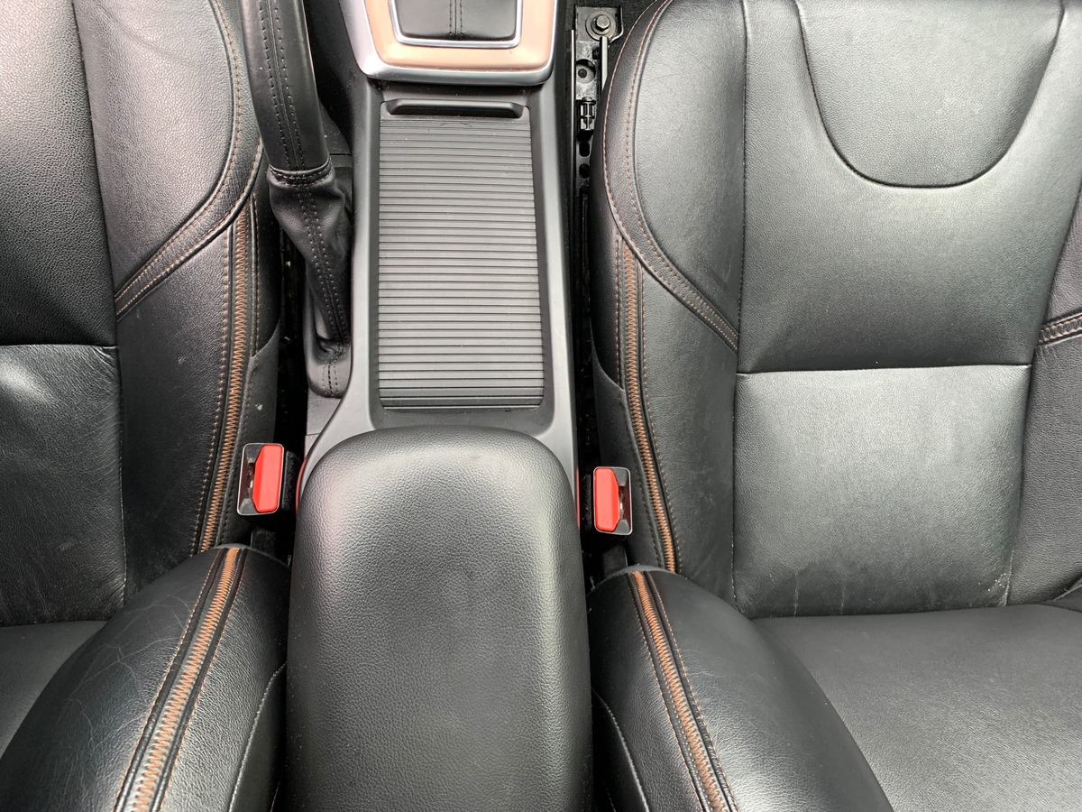 Volvo V40 Cross Country 150 ch | Toit panoramique | Cuir | GPS | Régulateur de vitesse