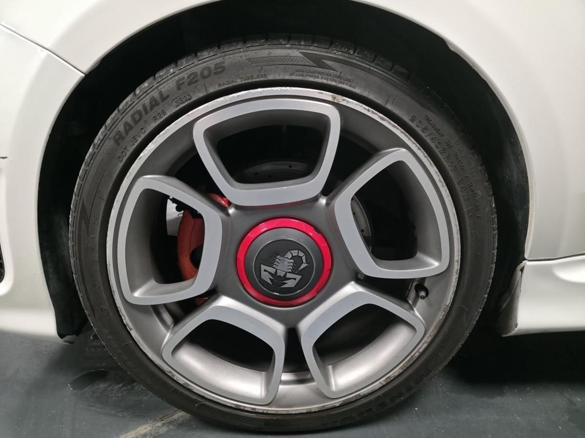 Abarth 500 1.4i 165 Abarth 595C Turismo | Ecran couleur | Mode Sport | Jantes en alliage 17"