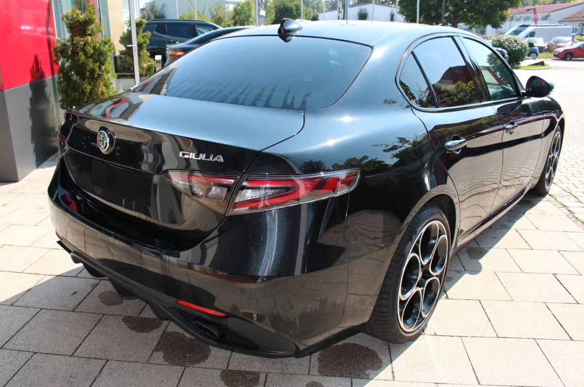 Alfa Romeo Giulia 2.0T 280ch Competizione Q4 AT8 Garantie Alfa Romeo 06/2027
