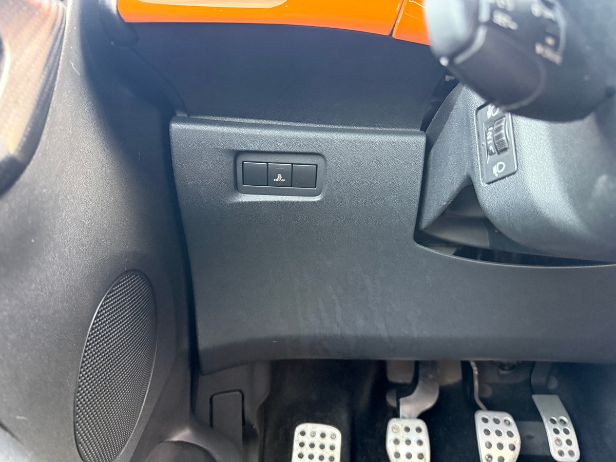 Citroën DS3 RACING 16V 202 cv