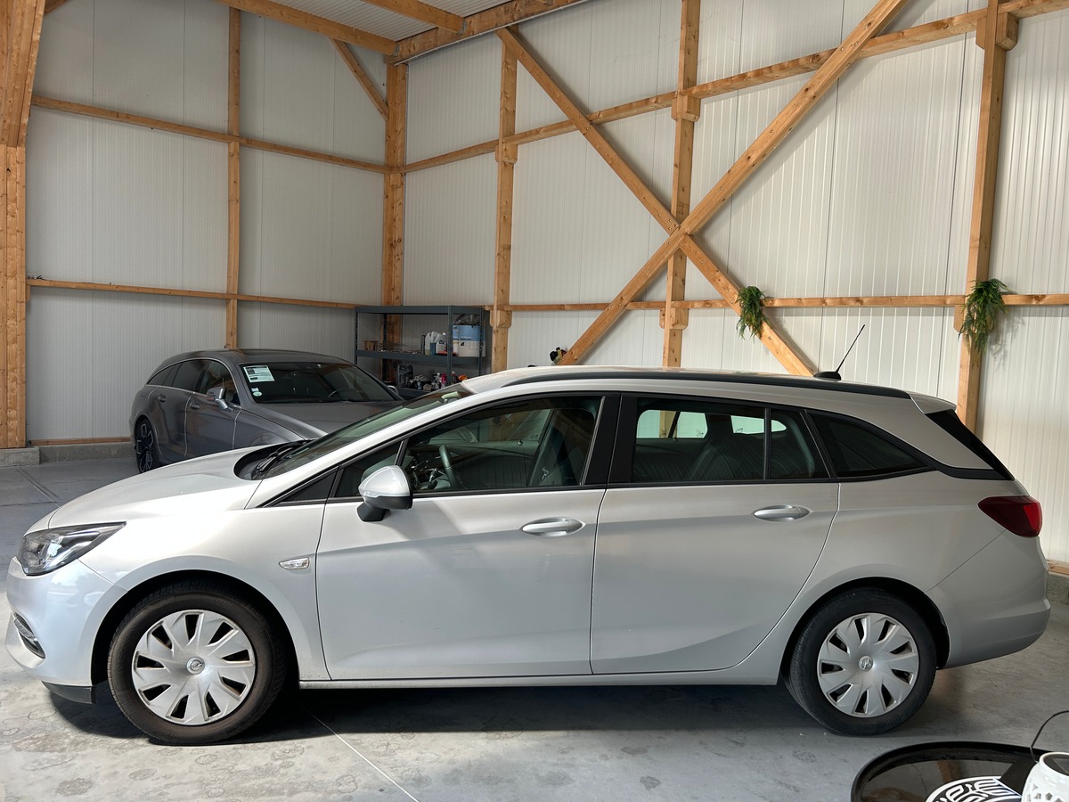 Opel Astra Sports Tourer - Vidange Ok - GARANTIE