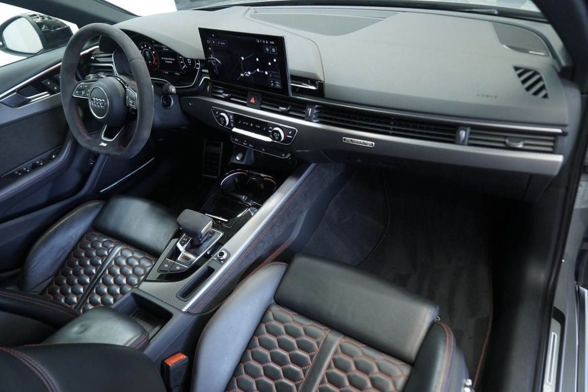 Audi RS4 Avant V 2.9 V6 TFSI 450ch quattro tiptronic 8/Gris Nardo/B&O/VO Allemand/Malus 12400e