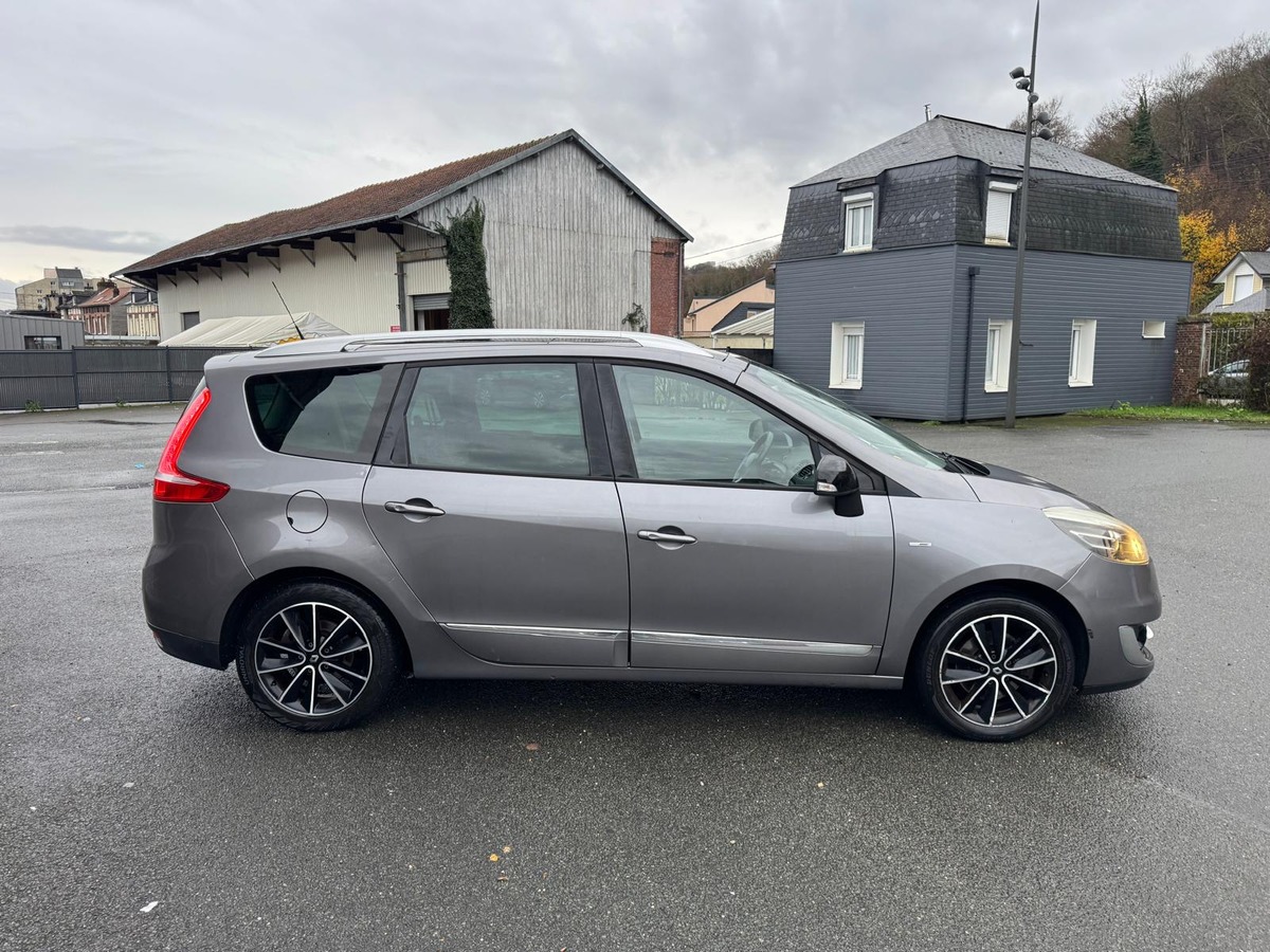 RENAULT Grand Scenic 1.5 DCI 110-7 Places- BOSE Edition-Garantie