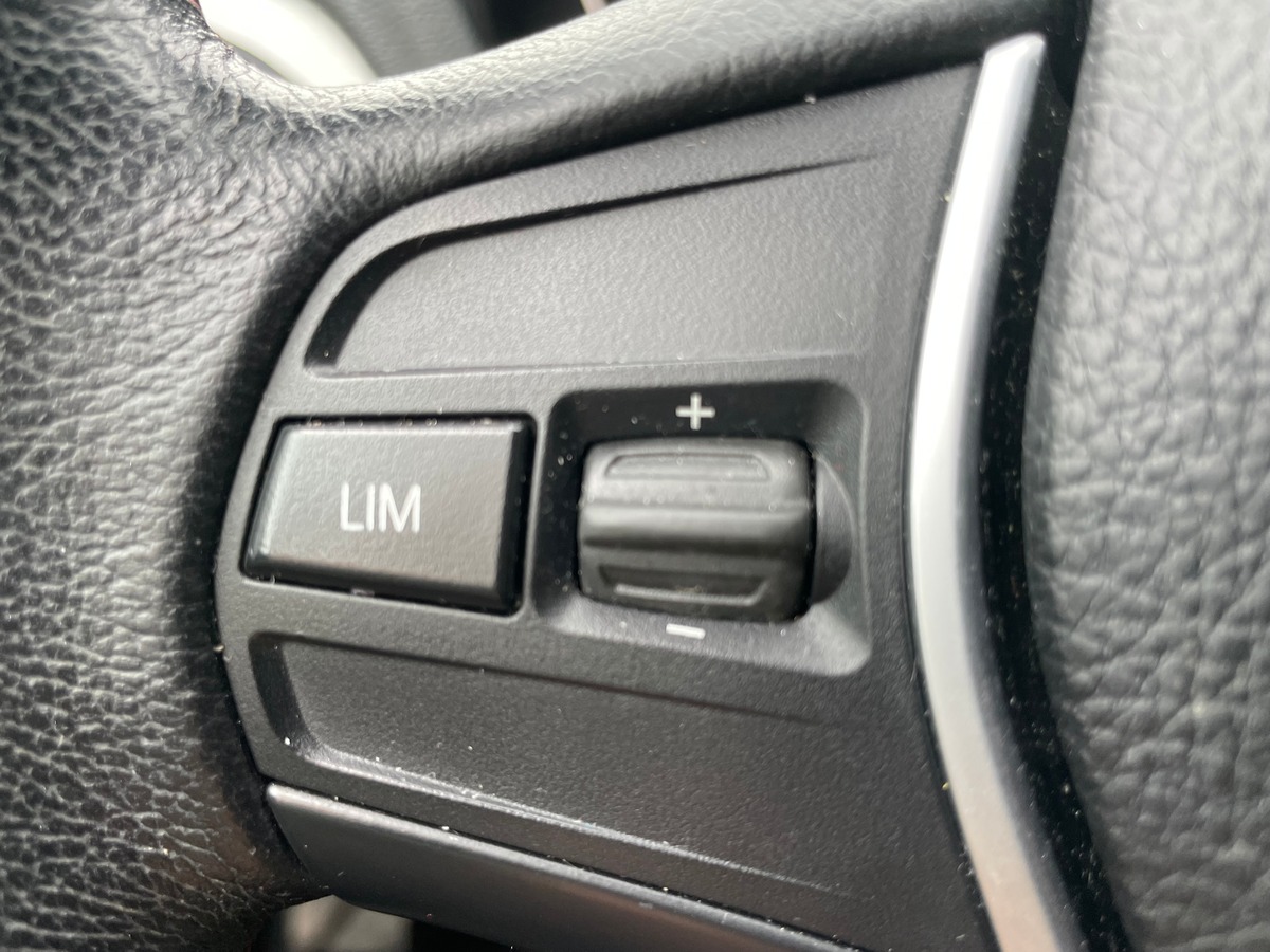 Bmw Série 1 120D SPORT COMFORTLINE