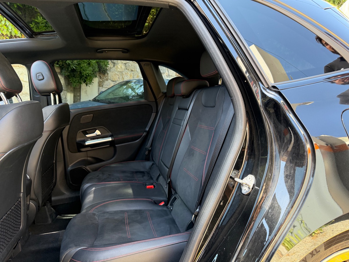 Mercedes Benz CLASSE B 180 D 1.5 116 CV / AMG LINE / Toit Ouvrant / Caméra 360° / Full Options