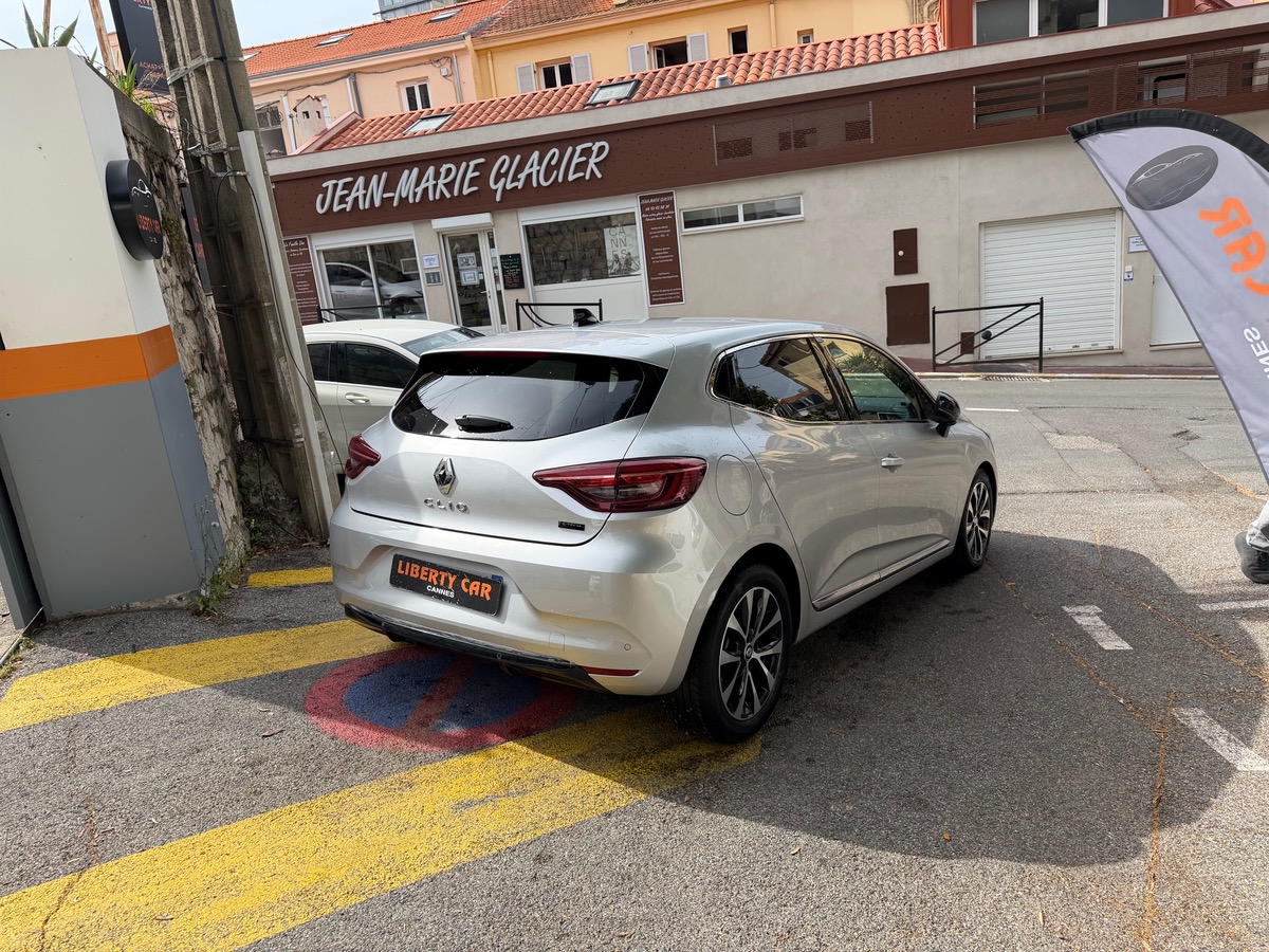 RENAULT Clio V E-TECH 1.6 i 145 CV Hybrid / Intens / CarPlay / Caméra / KM Réel