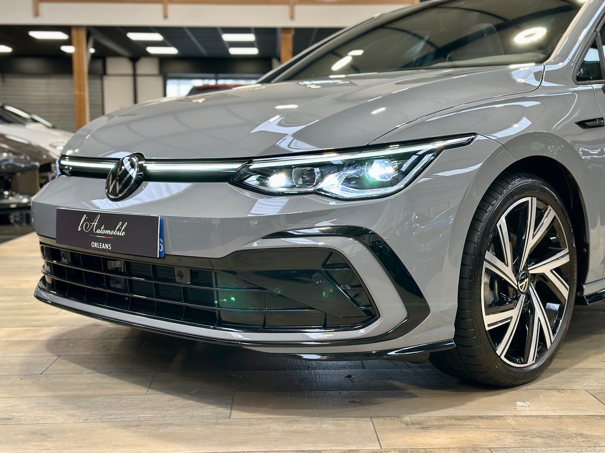 Volkswagen Golf VIII (2) 1.5 ETSI EVO2 150 R-Line DSG7 1° Main TVA