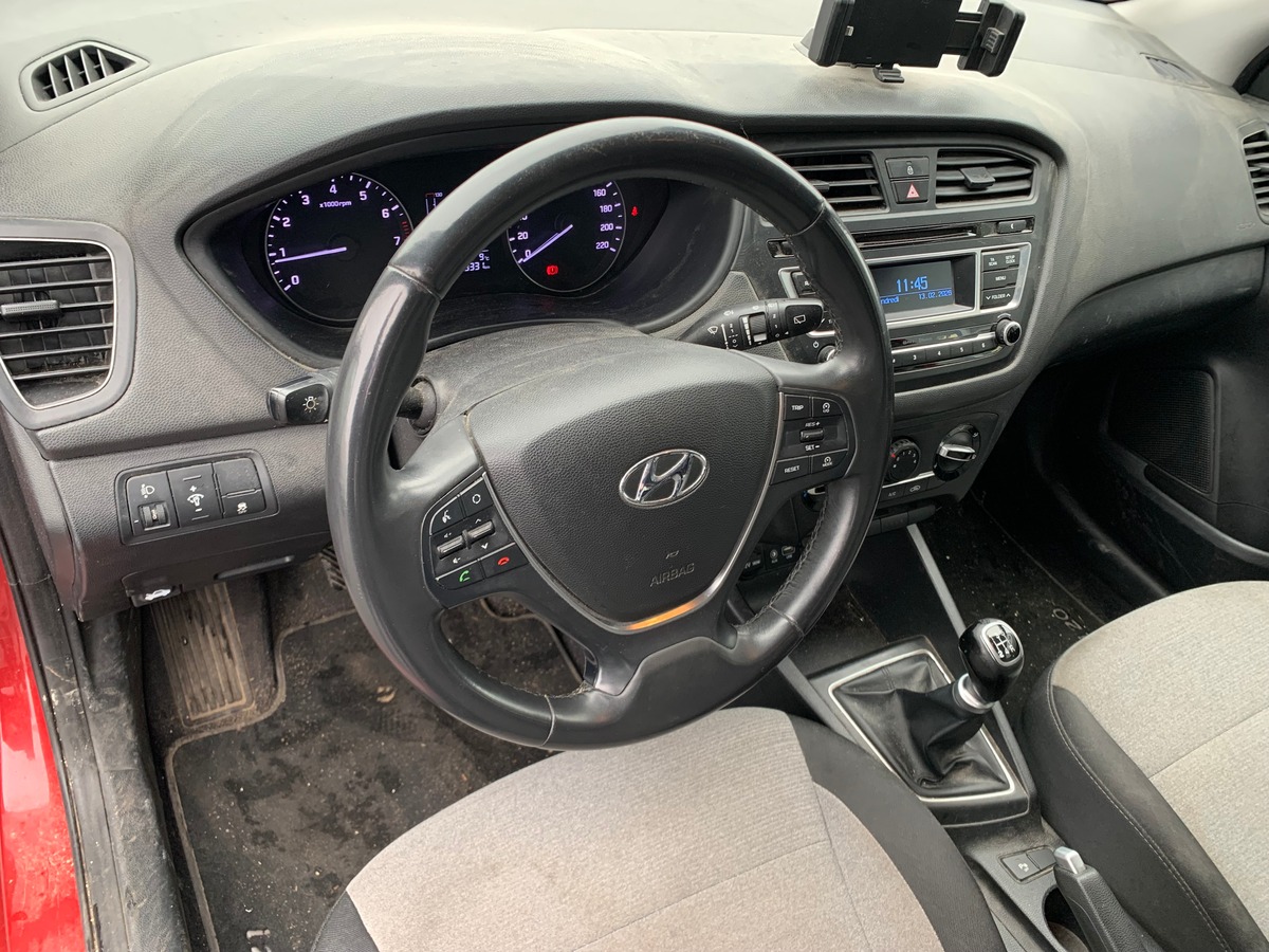 Hyundai i20 84 ch | Edition 1 | Régulateur de vitesse | Jantes Alu | Climatisation | Radar arriére