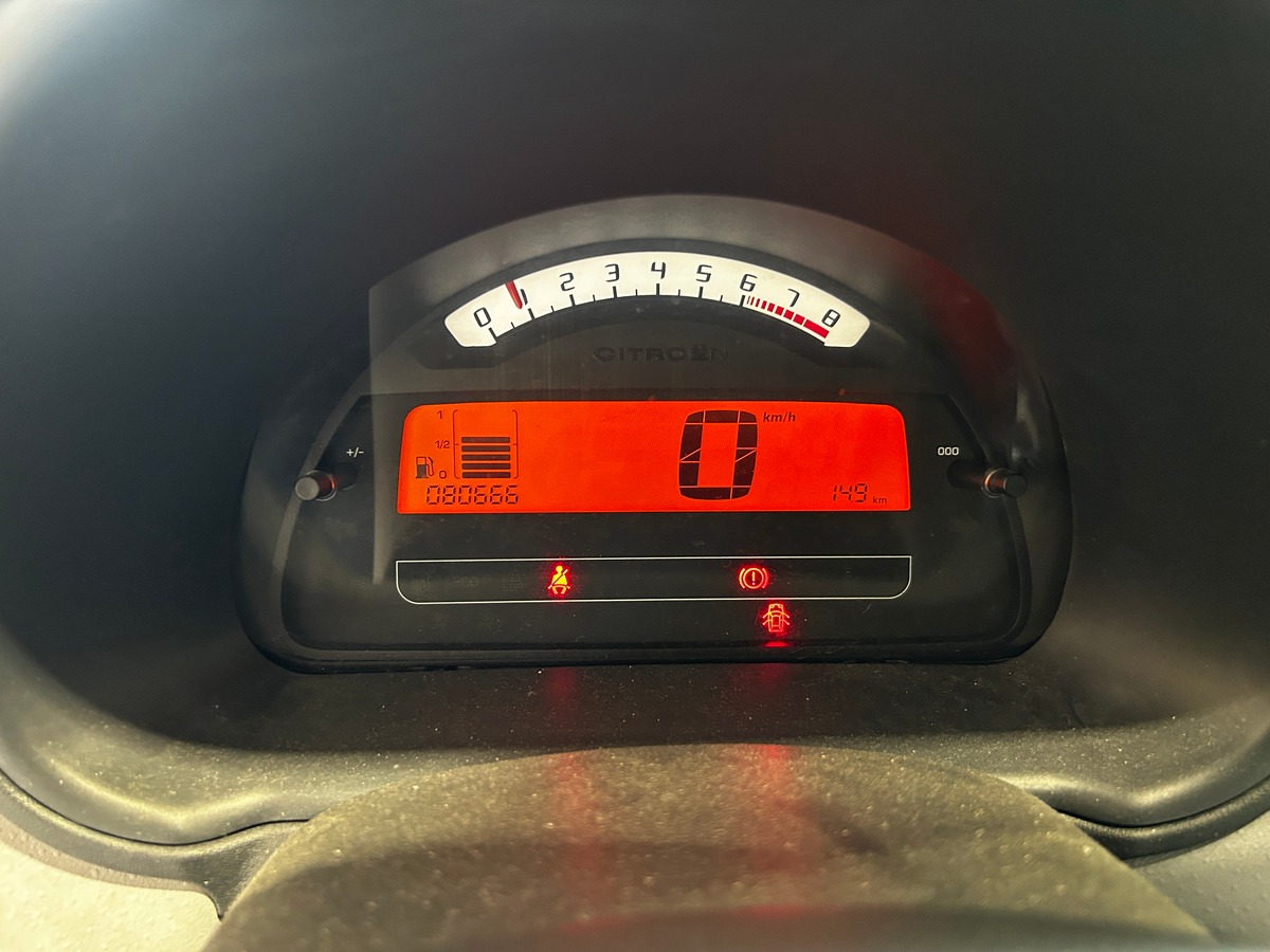 Citroën C3 1.4i 75 cv / 1ERE MAIN / VIDANGE ET DISTRIBUTION NEUVE / GARANTIE