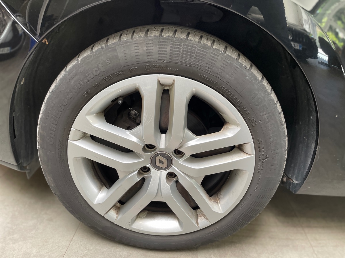 RENAULT Clio IV 1.5 dCi 90ch energy Zen 5P