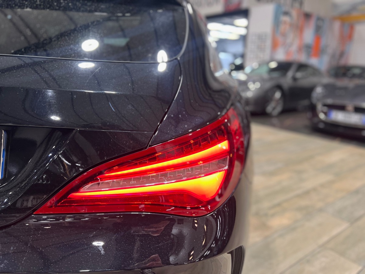 Mercedes-Benz CLA SHOOTING BRAKE (2) 250 4MATIC 218 CH 7G-DCT FASCINATION AMG /TOIT PANO/
