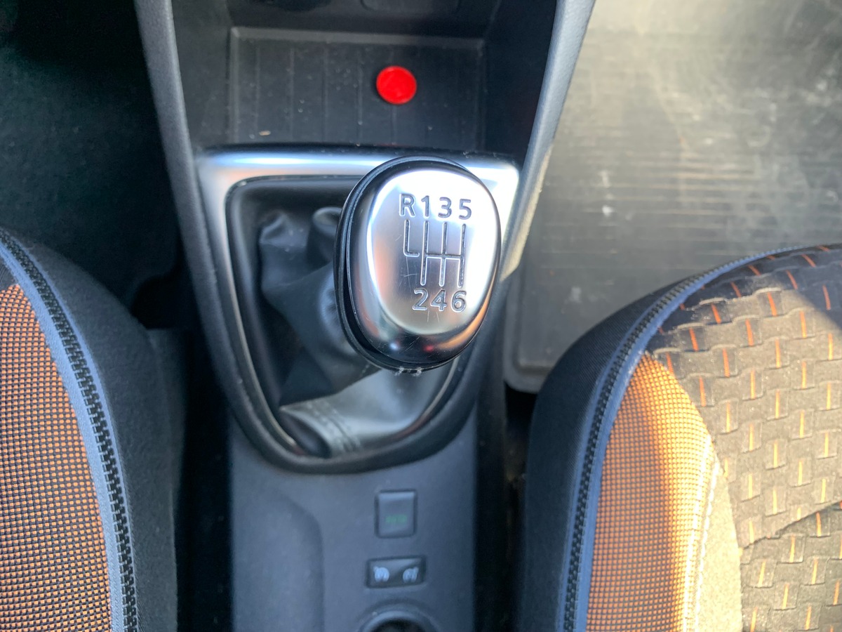 RENAULT Captur 120 ch | Intens | Régulateur vitesse | Radar stationnement arriére | GPS | Bluetooth