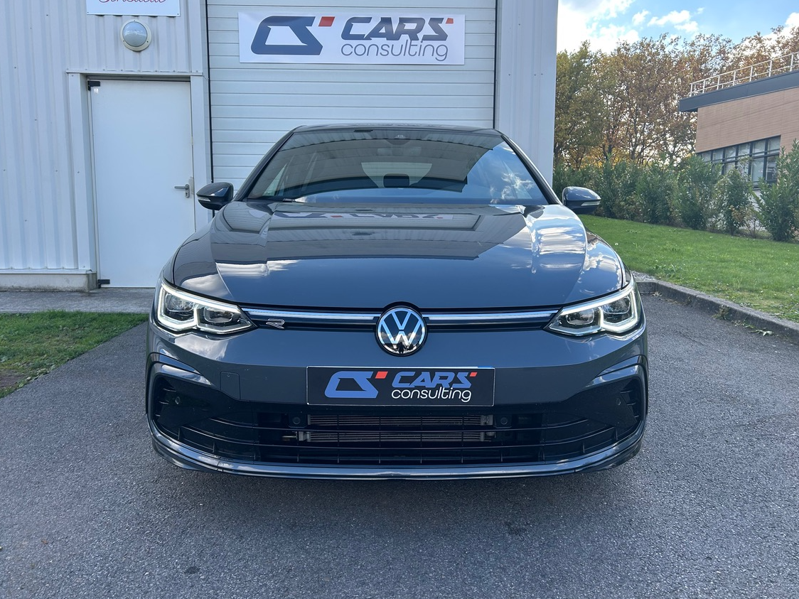 Volkswagen Golf 8 R line 1.5 eTSI 150 DSG7