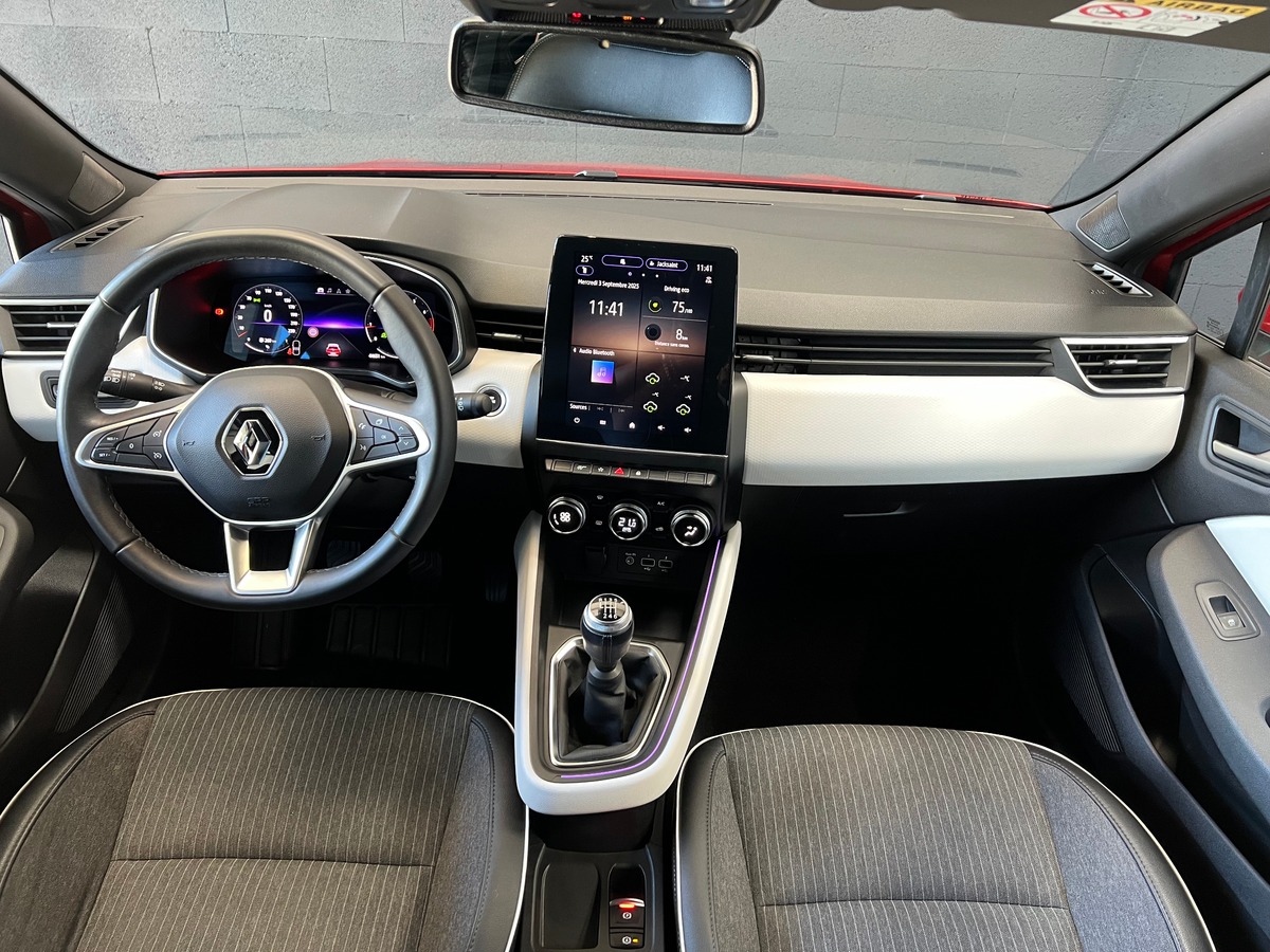 RENAULT Clio TCE 90 Intens