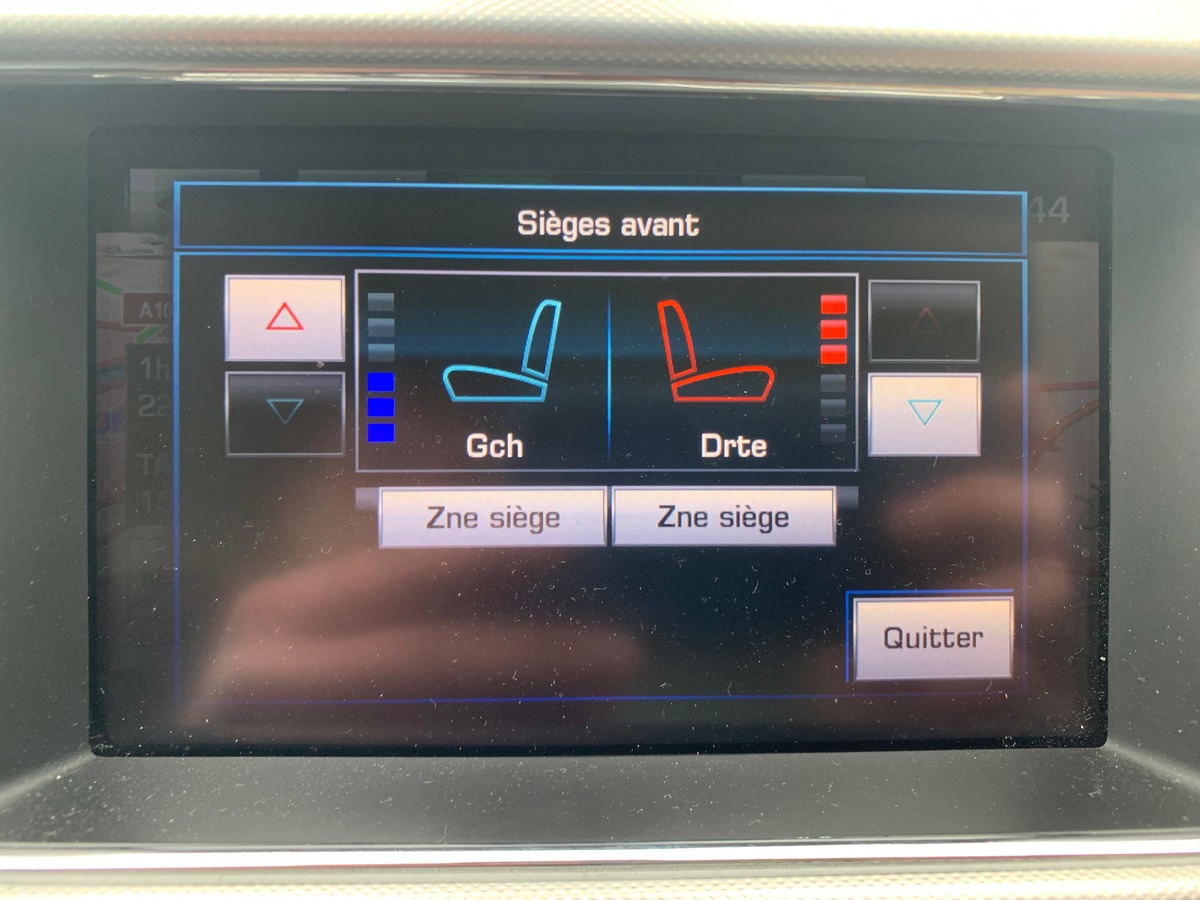 Jaguar XF 240 ch | V6 | R-Sport | Caméra recul | Sièges sport | Régulateur vitesse | GPS | Bluetooth