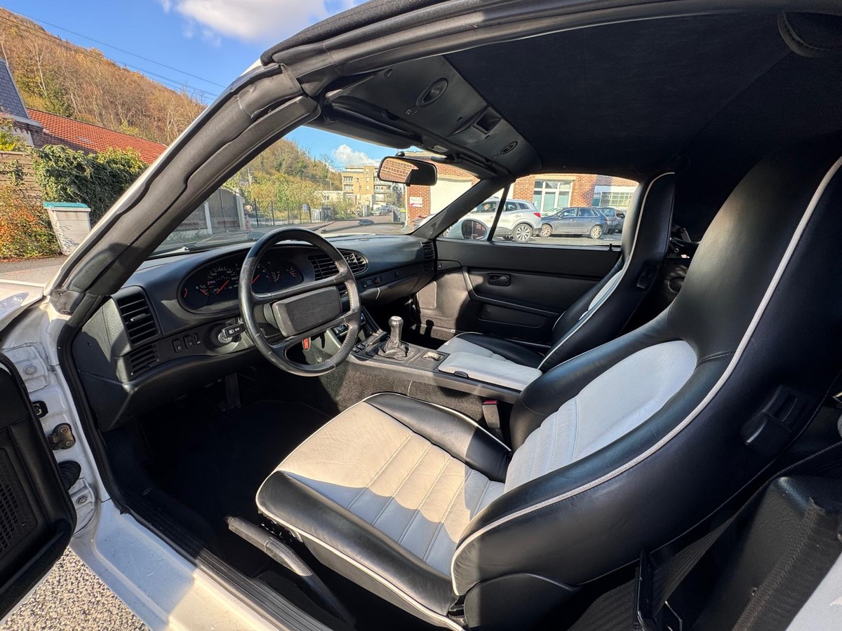 Porsche 944 TURBO CABRIOLET 2.5 250