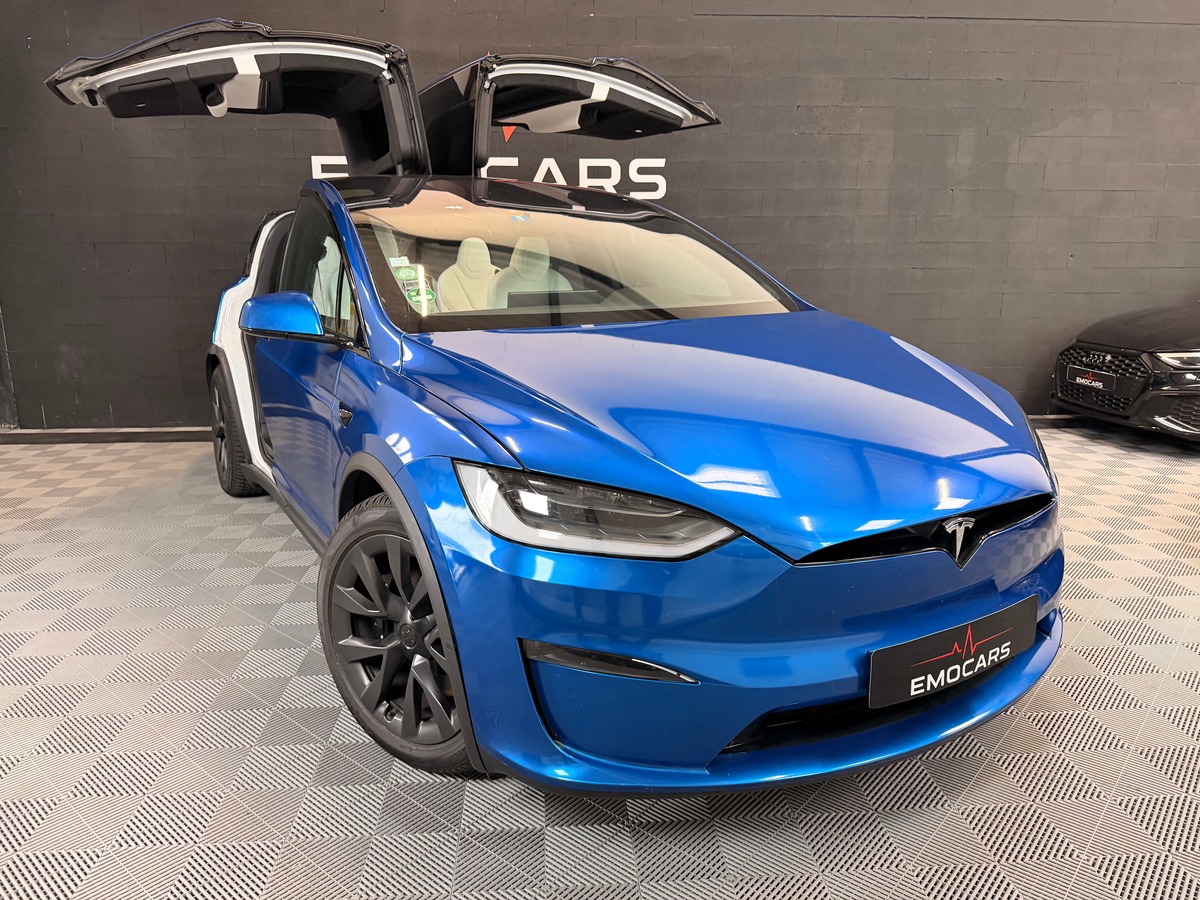 Tesla Model X PLAID 1020 CH