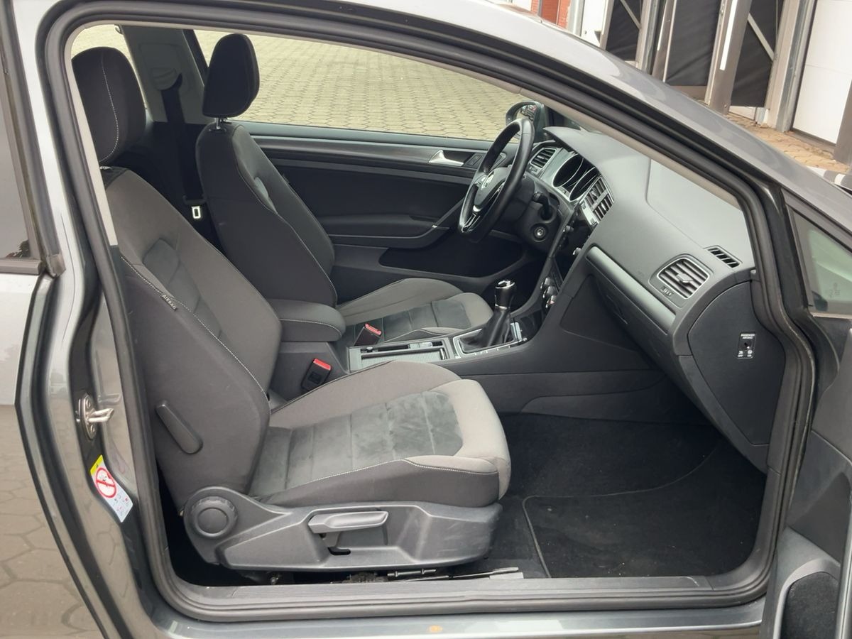 Volkswagen Golf VII 1.0 TSi 85 Confortline