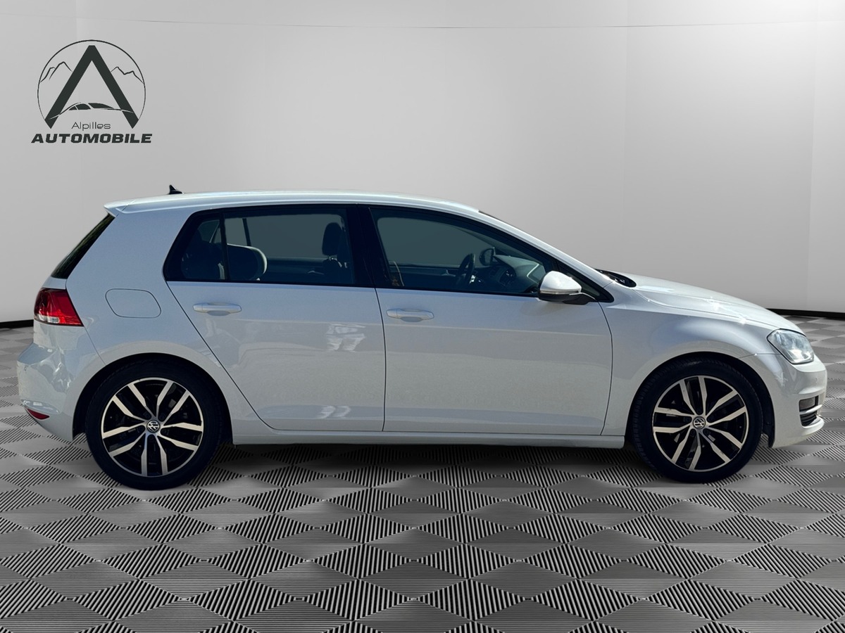 Volkswagen Golf 1.4 TSI 140 CV CONFORTLINE DSG7 / SUIVIE VW