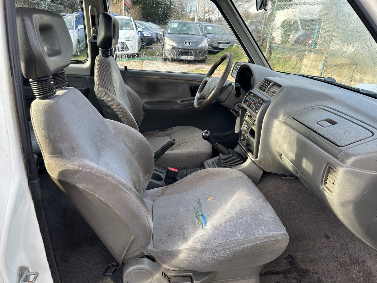 Suzuki Vitara 2.0 HDI 90cv de 2002 1ère main pas de rouille 