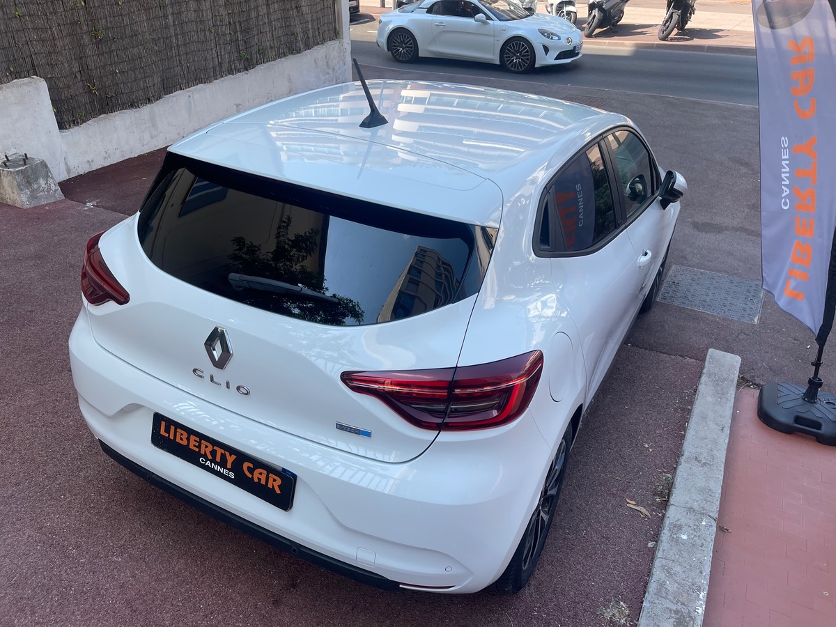 RENAULT Clio ETECH 140 CV / Hybride / Limited / Jantes / CarPlay