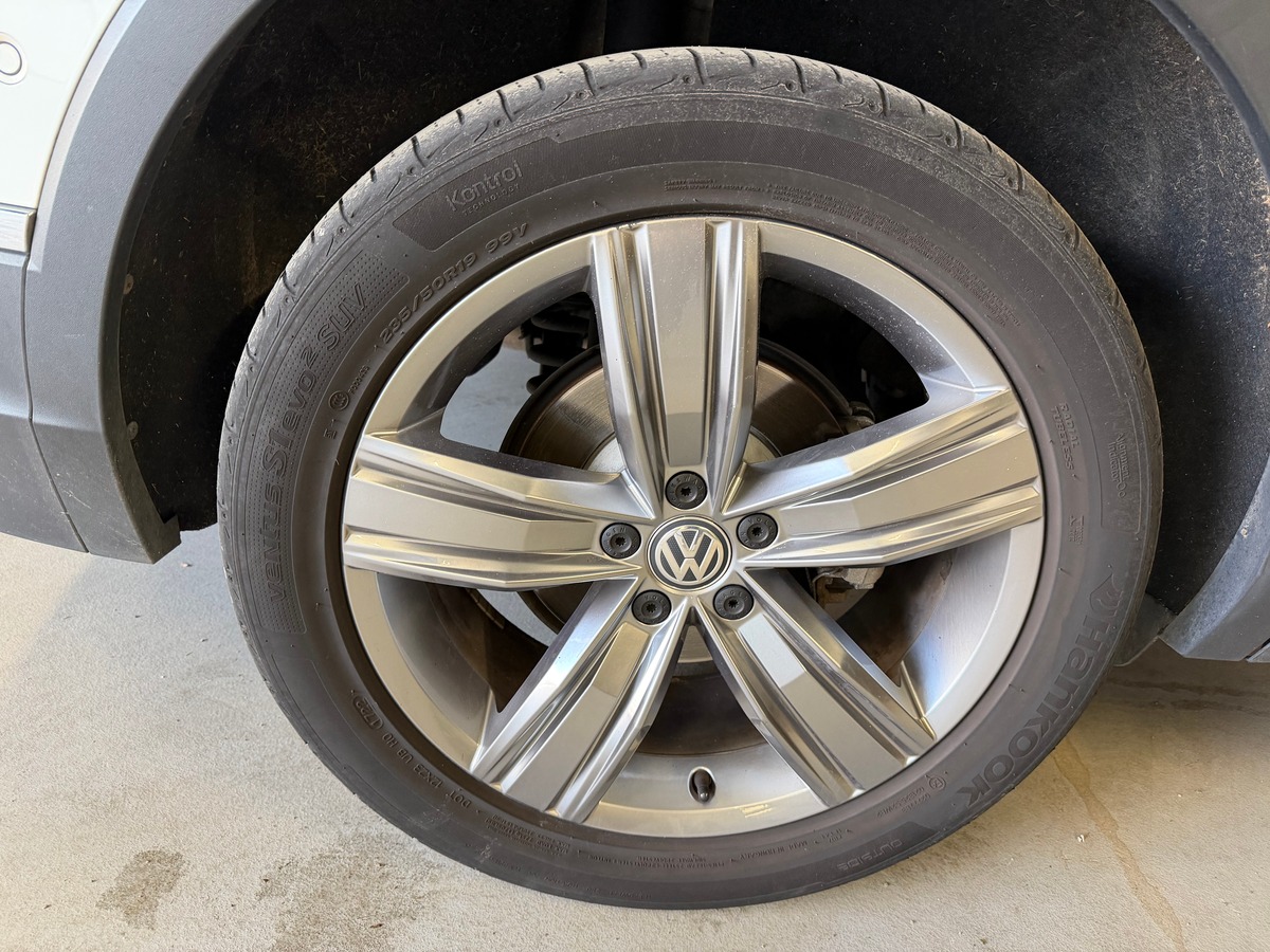 Volkswagen Tiguan ALLSPACE 2.0 tdi 4 MOTION CARAT FULL CockPit / Toit Panoramique Ouvrant