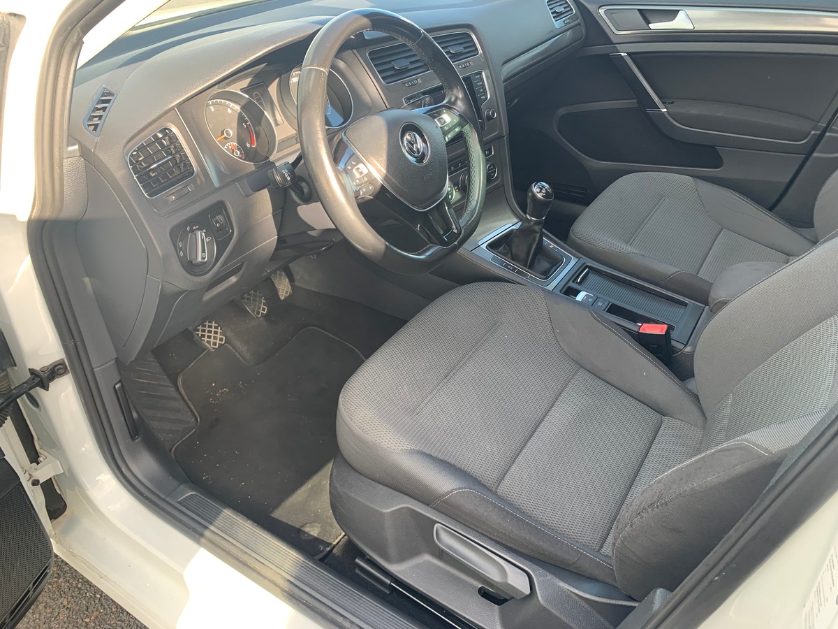 Volkswagen GOLF 7 105 ch | Confortline | Toit ouvrant | Régulateur de vitesse | Radar avant et arriére